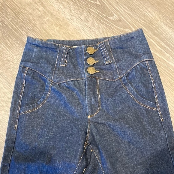 ✌️ Collectif - Women’s High Rise Jeans - Picture 5 of 11